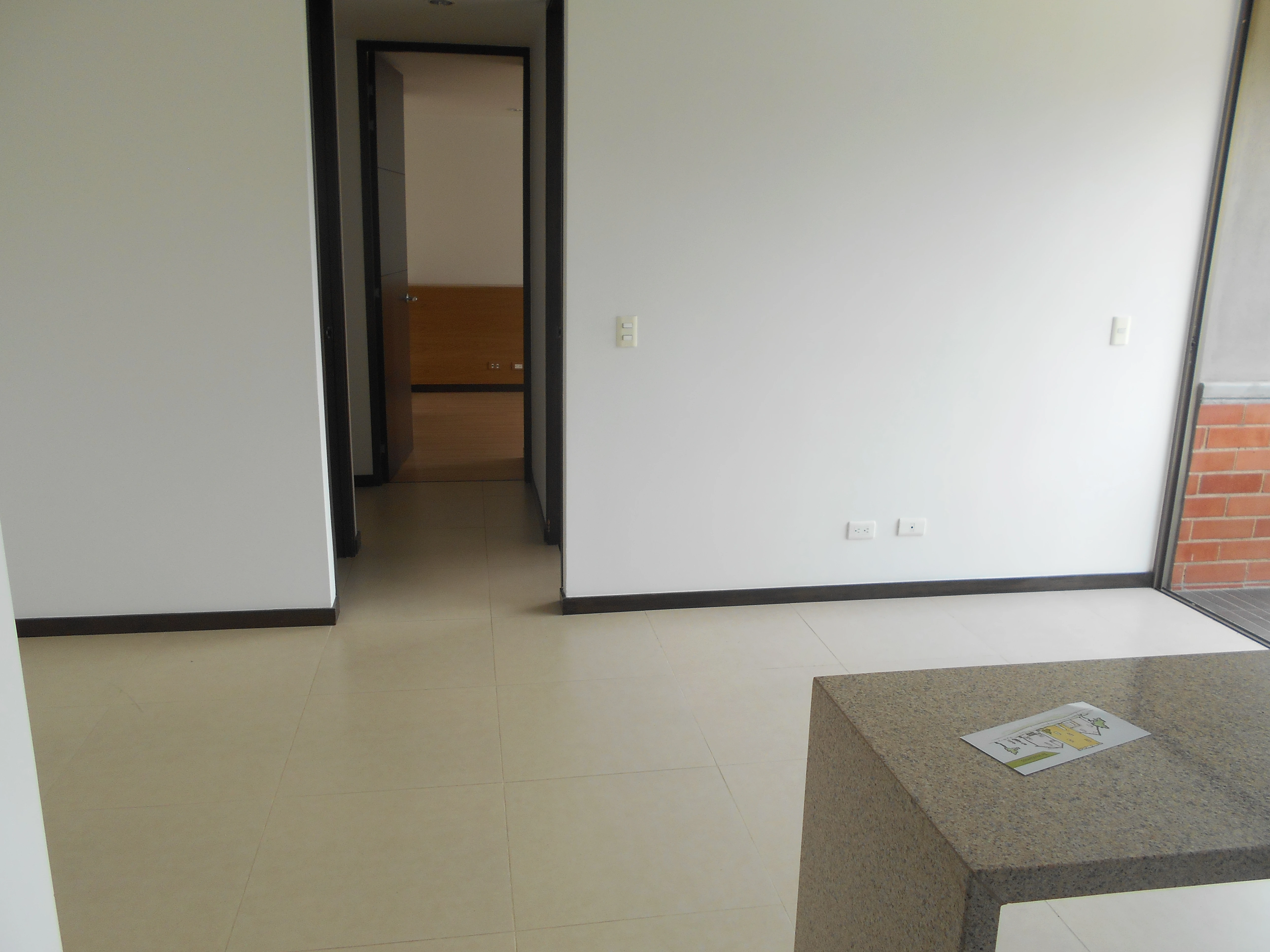 apartamento en arriendo sector superior padre marianito