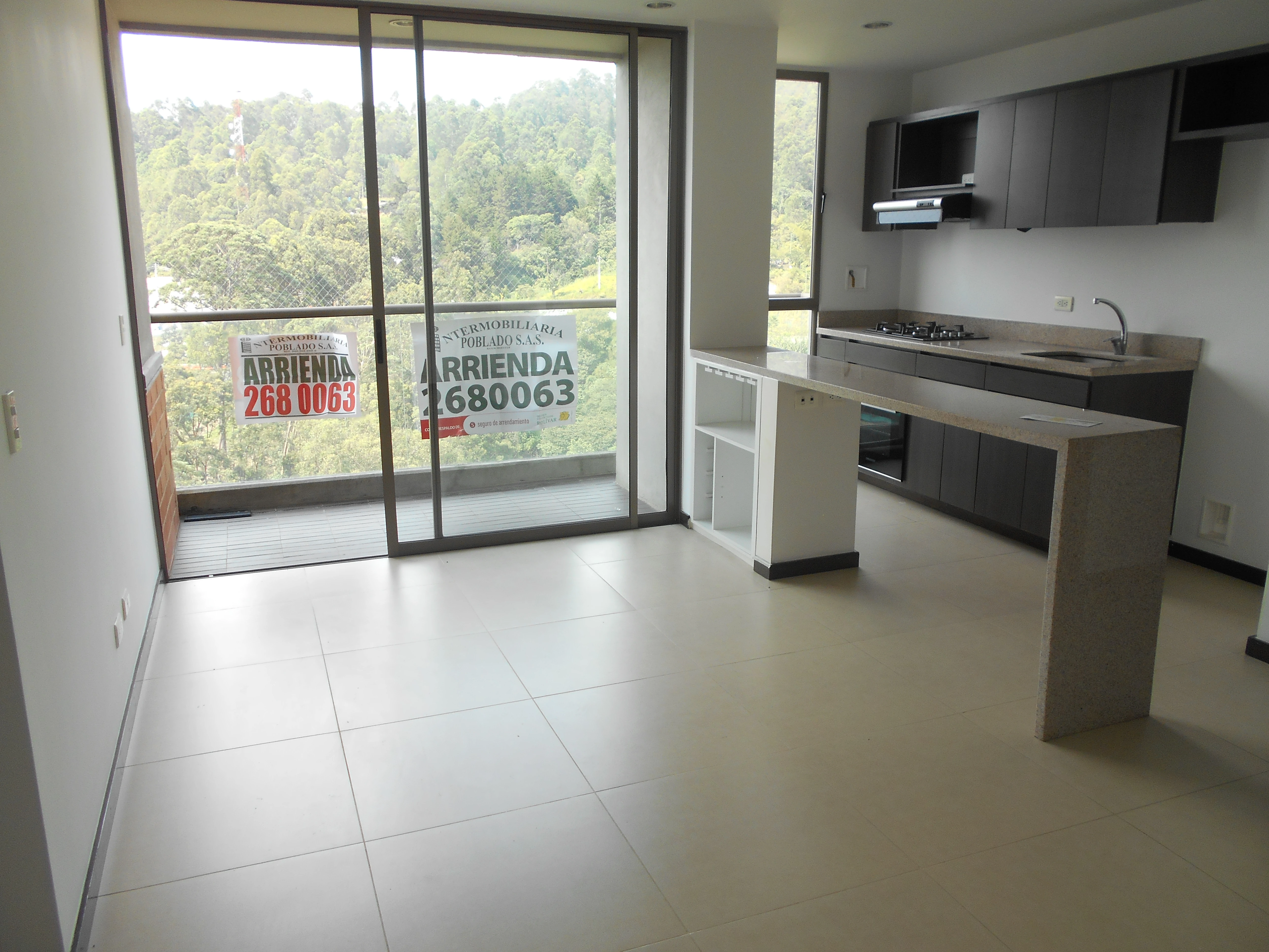 apartamento en arriendo sector superior padre marianito