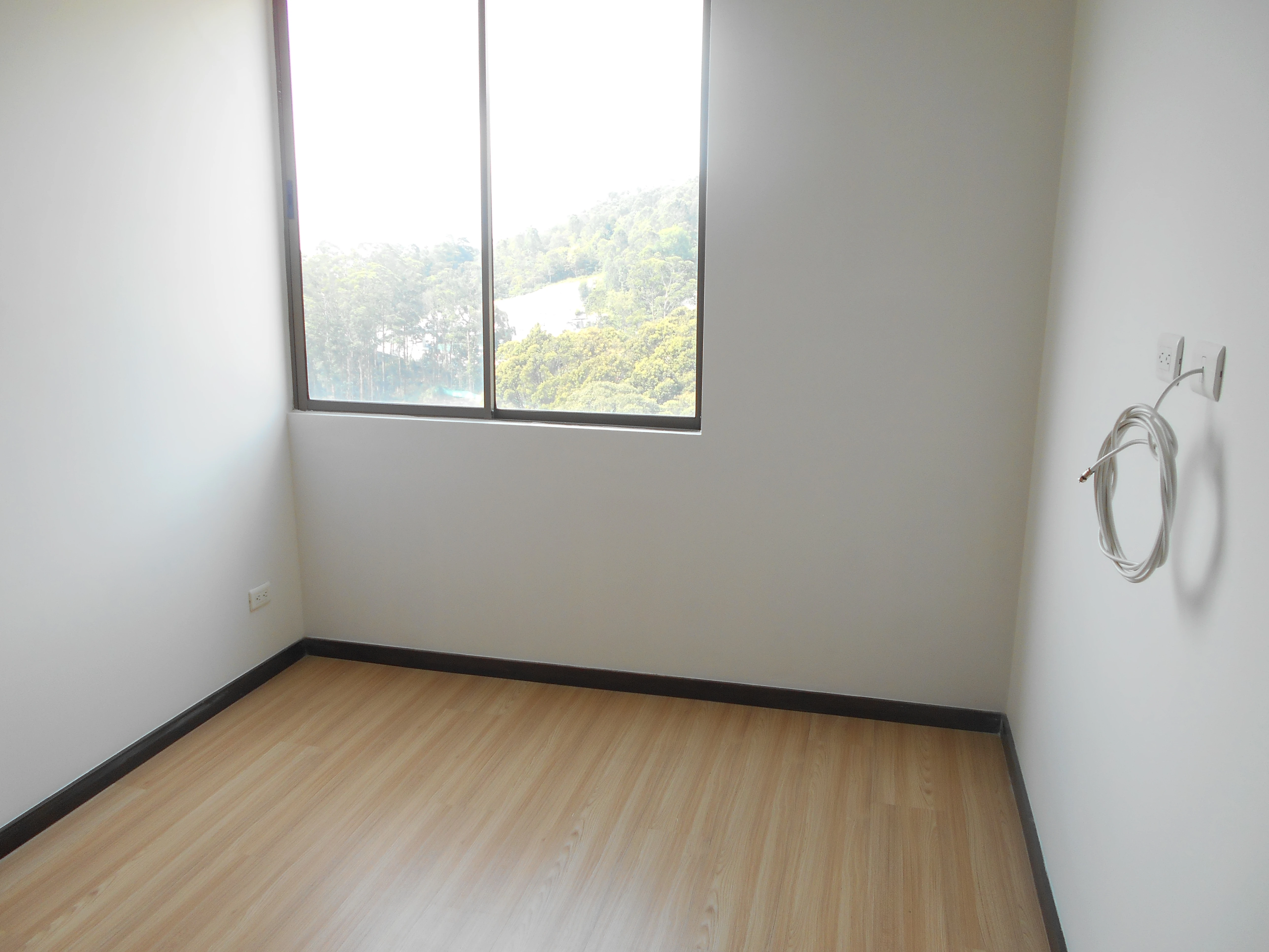 apartamento en arriendo sector superior padre marianito