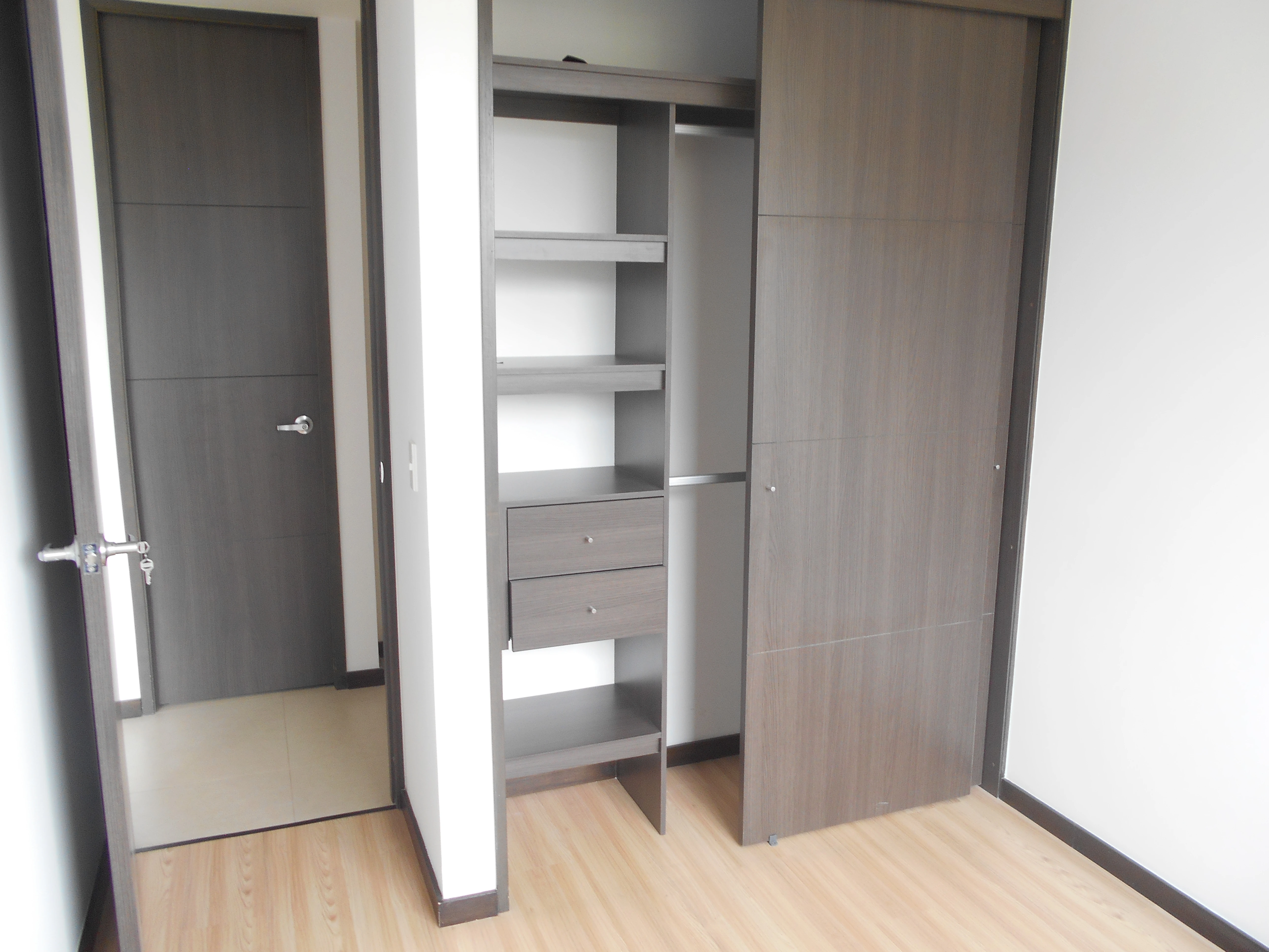 apartamento en arriendo sector superior padre marianito