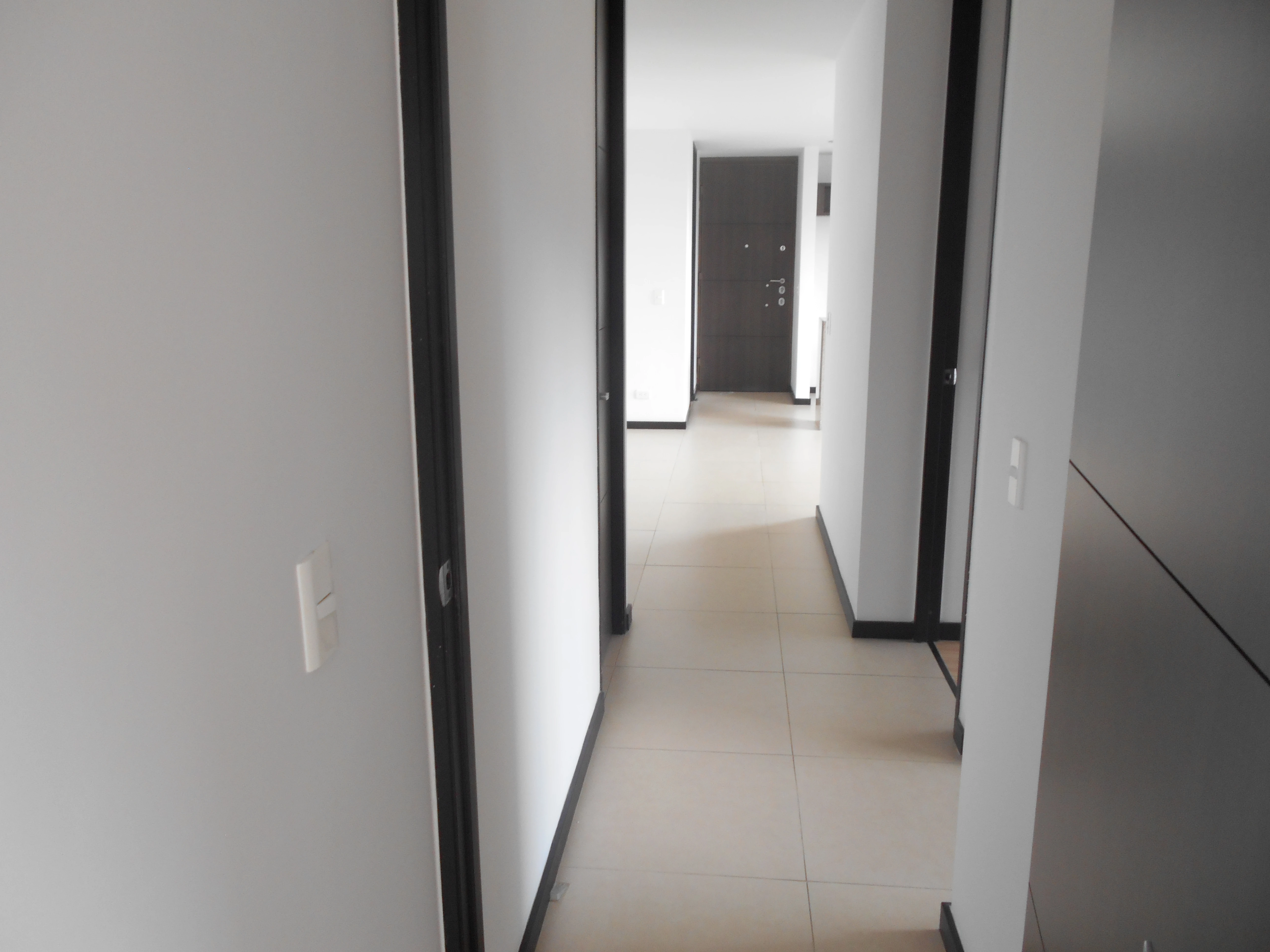 apartamento en arriendo sector superior padre marianito