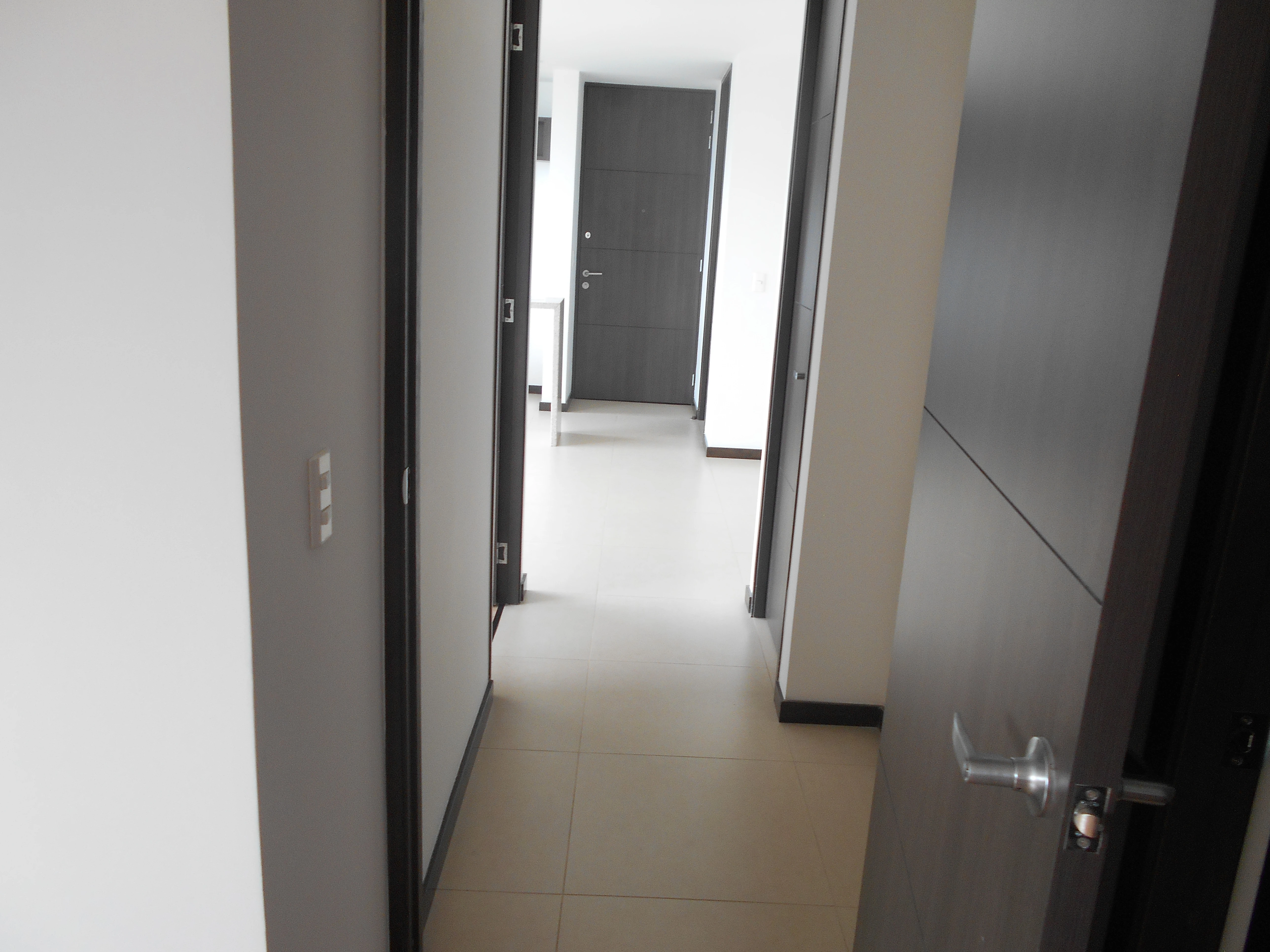 apartamento en arriendo sector superior padre marianito