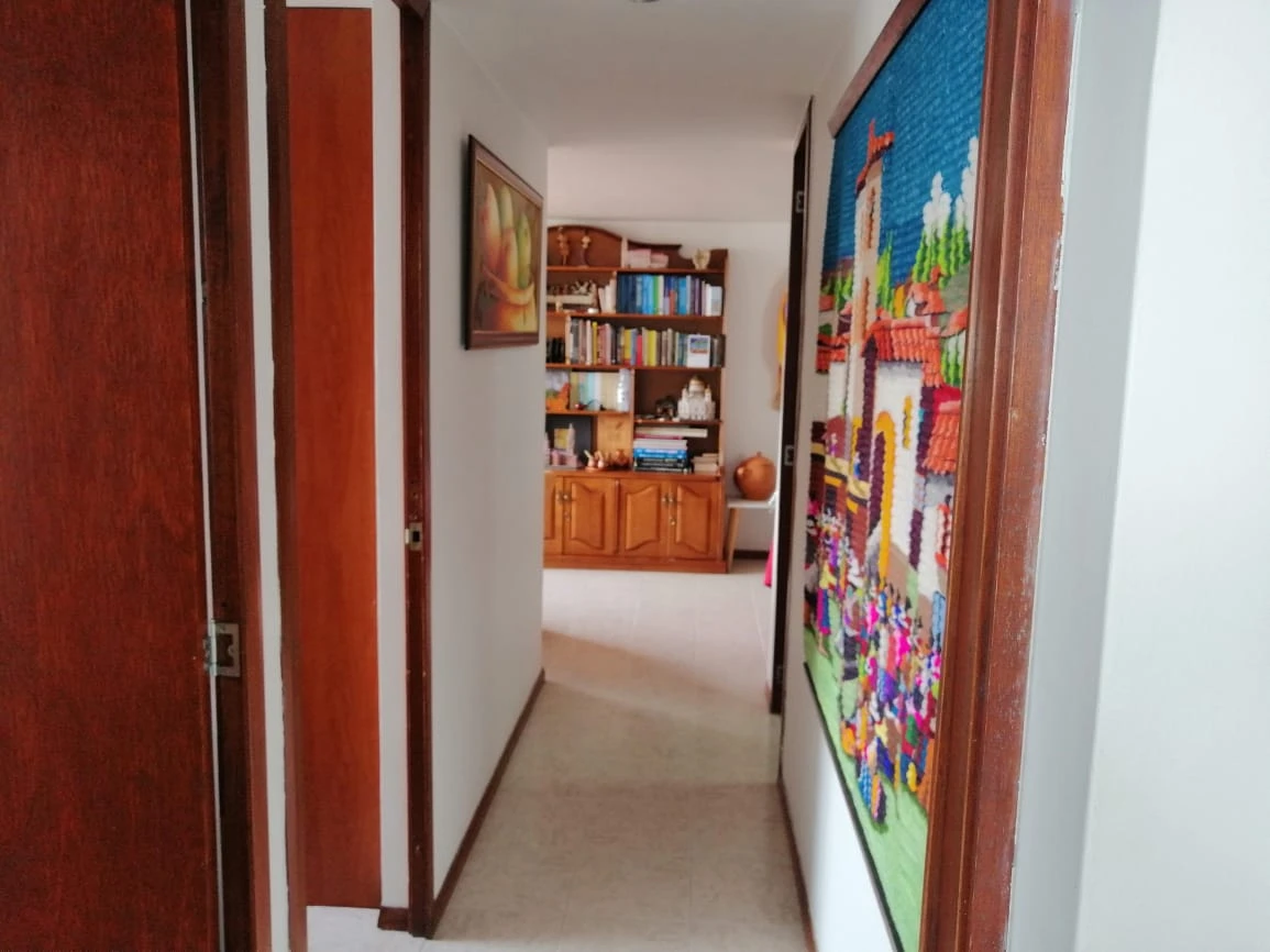 Apartamento amoblado en arriendo sector Carlos E Restrepo