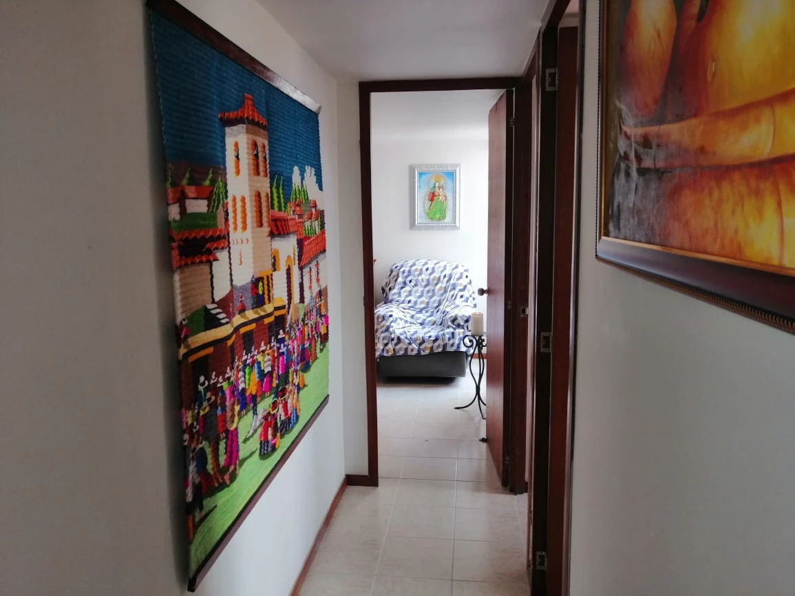 Apartamento amoblado en arriendo sector Carlos E Restrepo