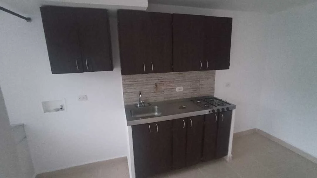 Se vende apartamento en sector Navarra unidad poblado niquia