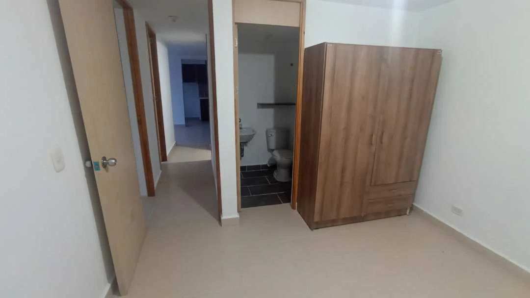 Se vende apartamento en sector Navarra unidad poblado niquia