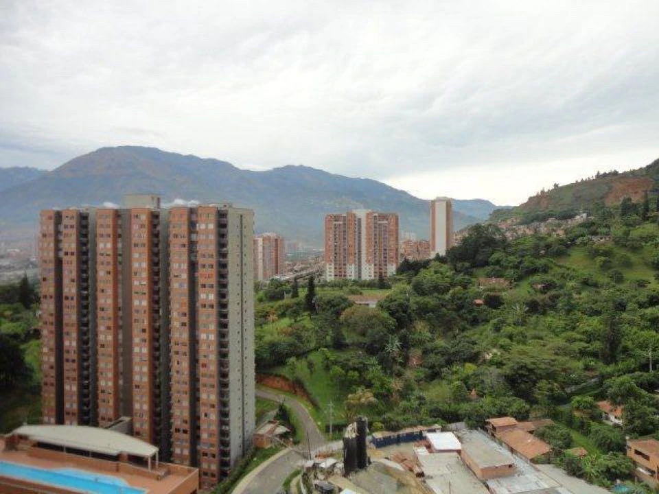 Apartamento en venta cerca a la estación Madera