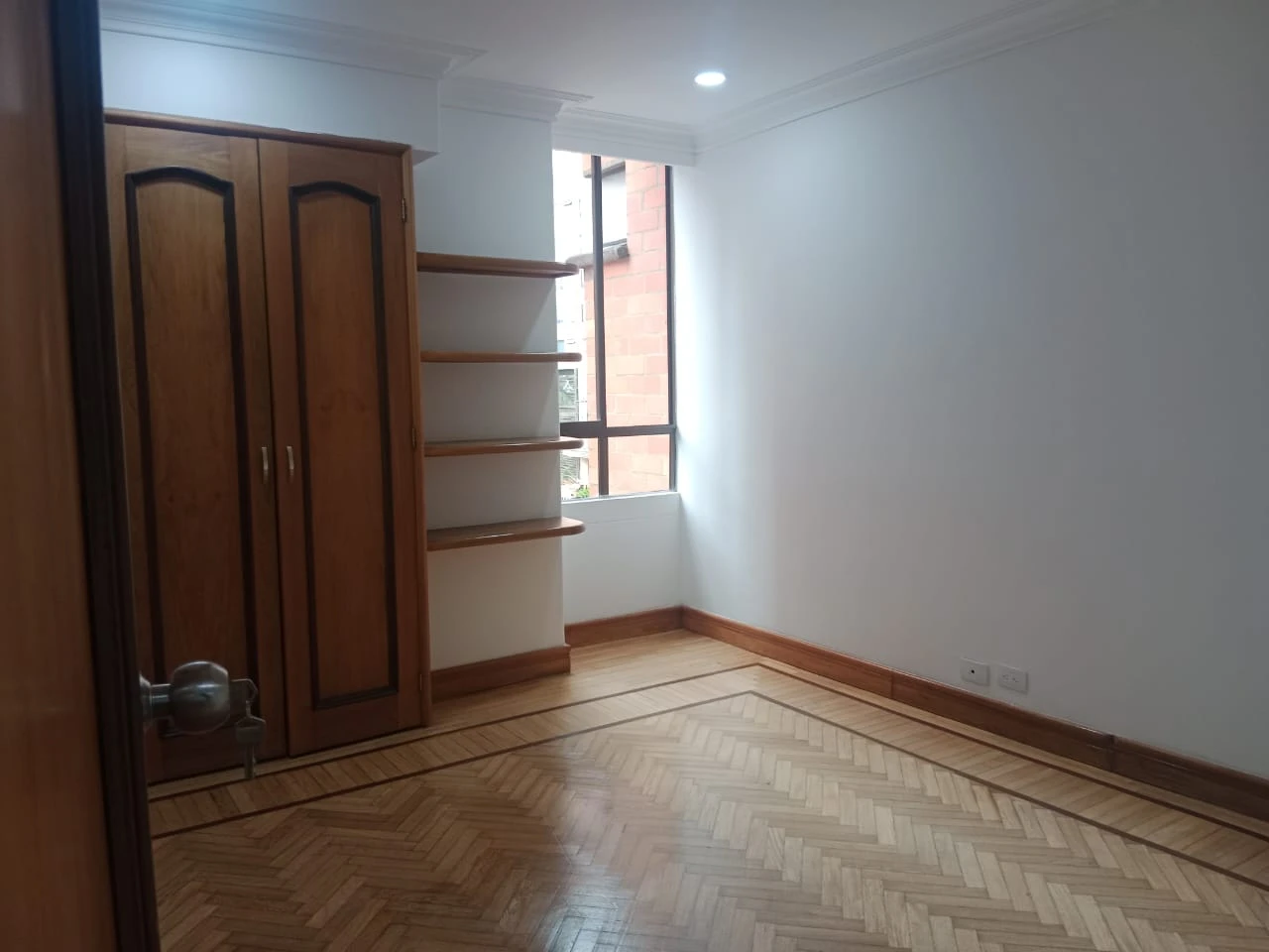 ARRIENDO APARTAMENTO EN EL POBLADO