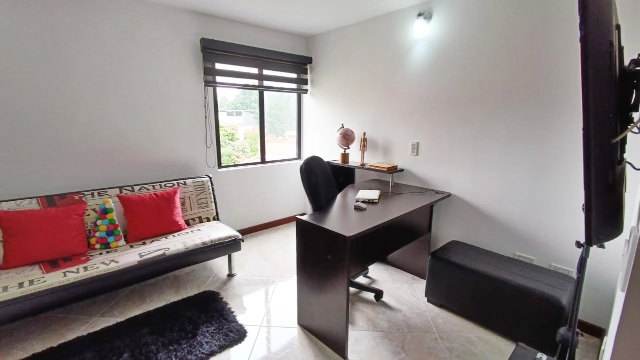 Apartamento en venta sector Belen Rosales