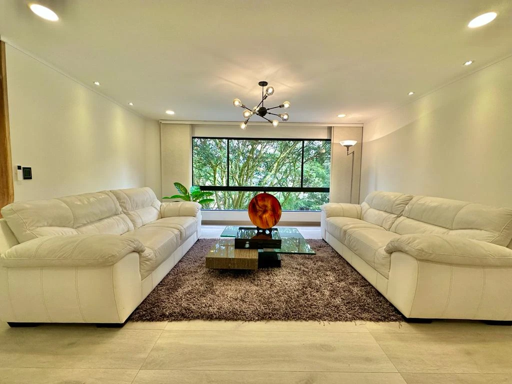 Apartamento amoblado en arriendo sector el Campestre