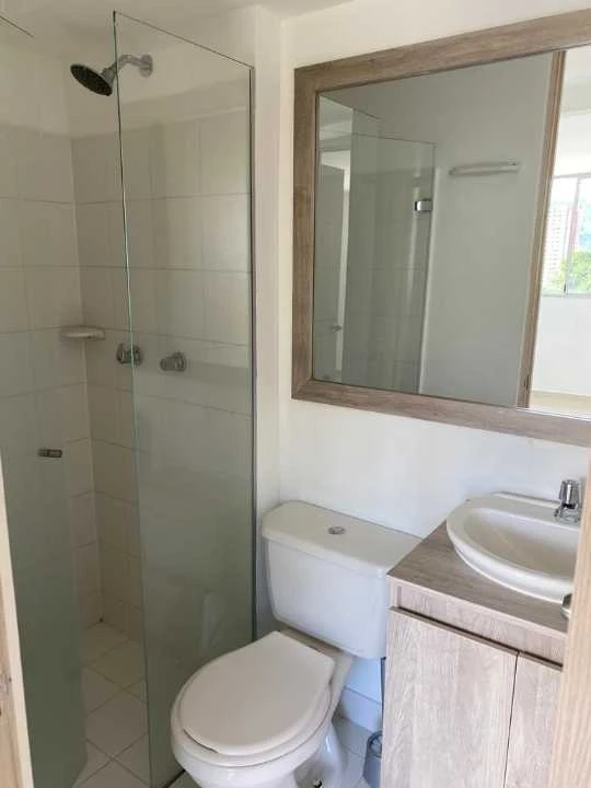 Se. Vende apartamento en sector Navarra plazuela del norte