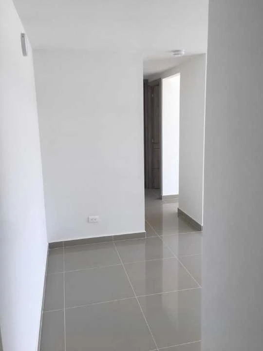 Se. Vende apartamento en sector Navarra plazuela del norte