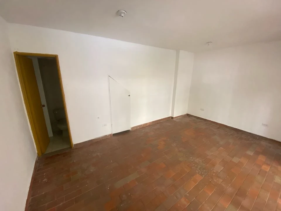 Local en arriendo sector Cabañas
