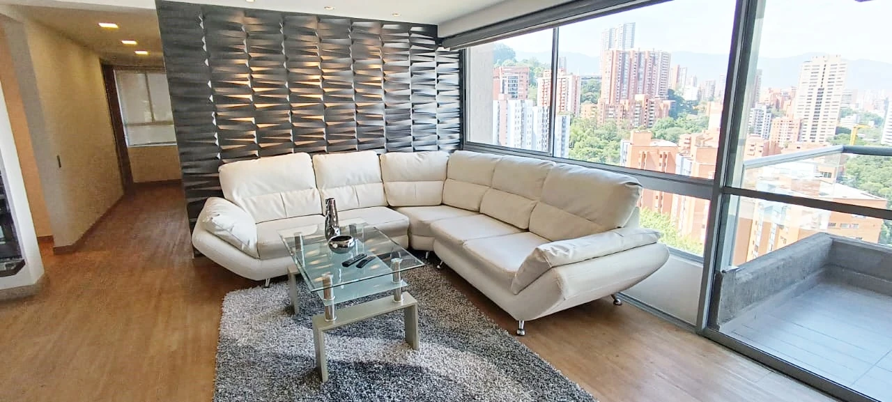 Apartamento en arriendo sector loma del San Julian