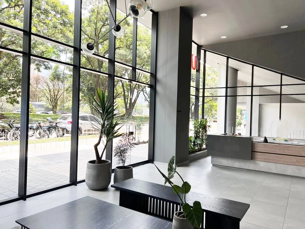 APARTA ESTUDIO EN ARRIENDO 