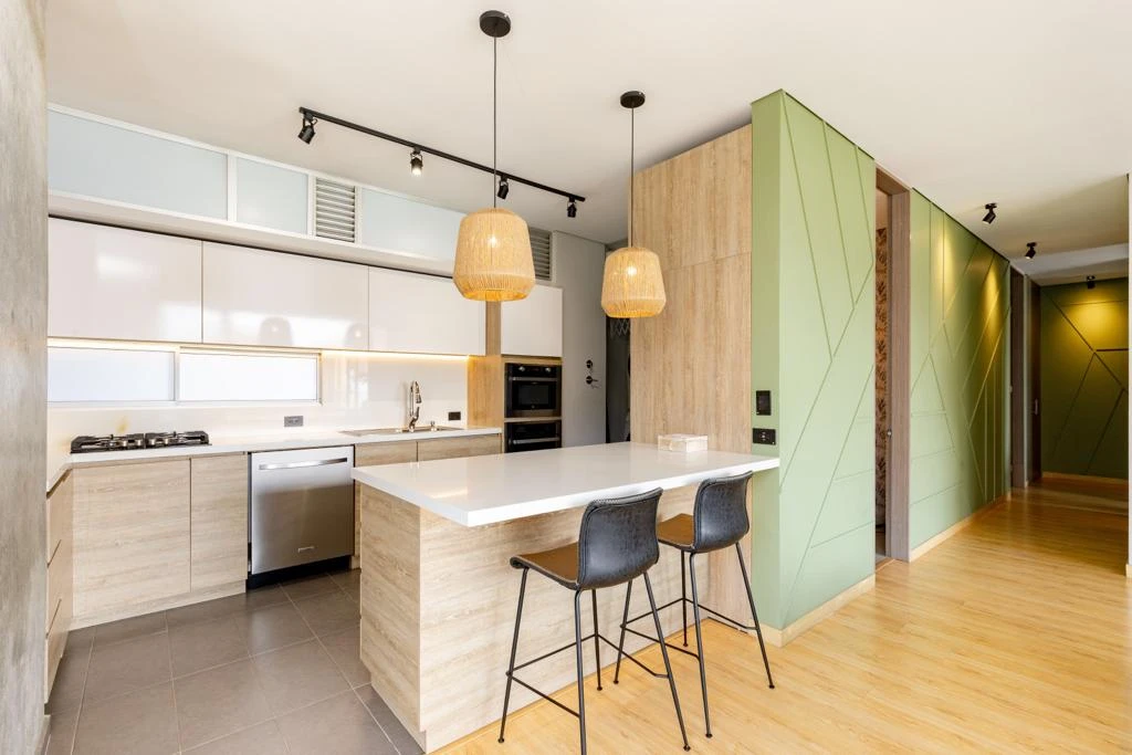 Apartamento amoblado en arriendo sector Loma los Parra