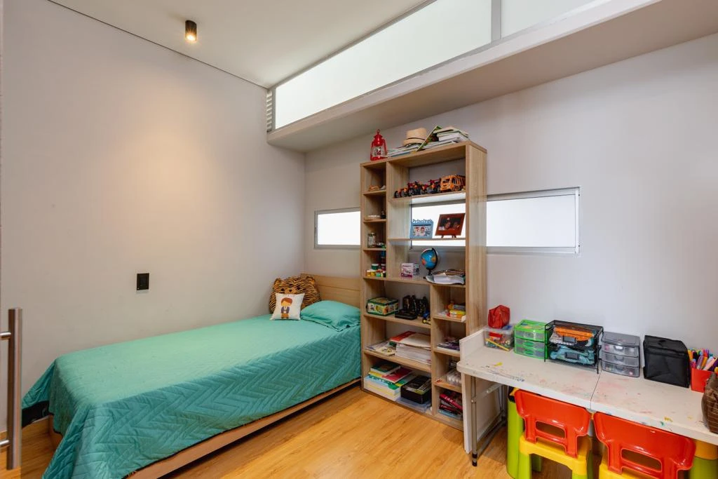 Apartamento amoblado en arriendo sector Loma los Parra