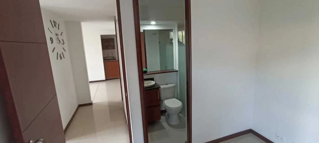 Se arrienda apartamento en sector madera unidad ciudad central