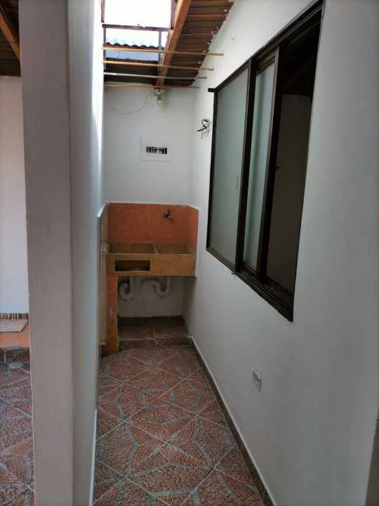 Se vende apartamento en sector niquia parte baja cercaA los árboles