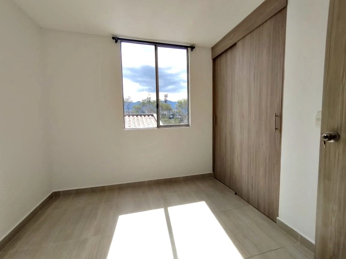 Apartamento en arriendo sector Loma de San Julián
