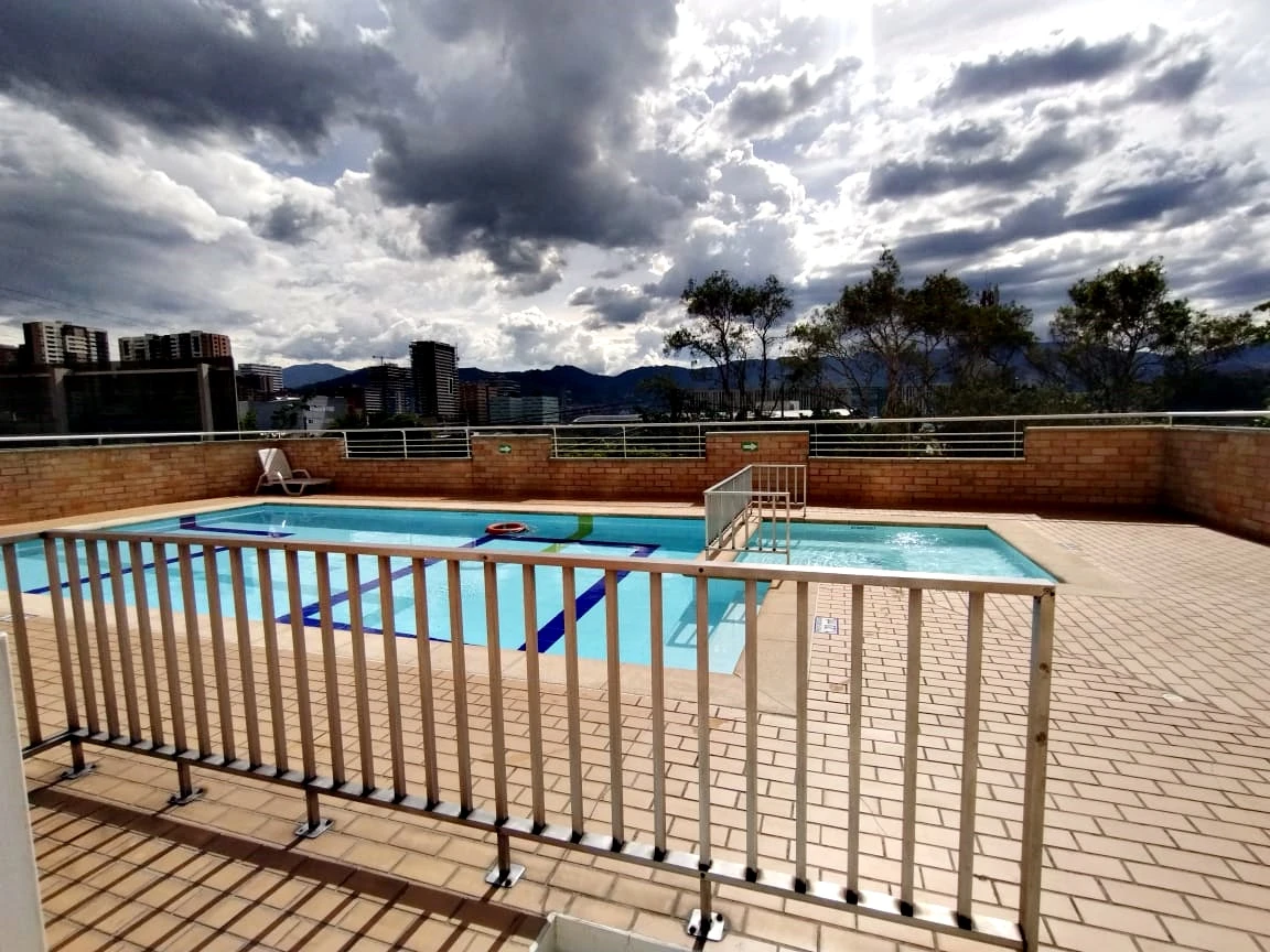 Apartamento en arriendo sector Loma de San Julián
