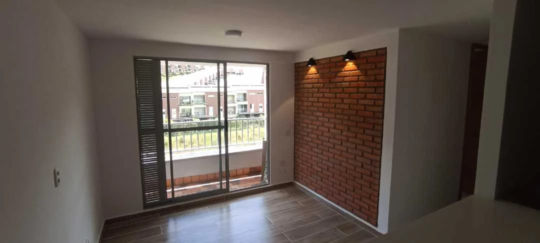 Se arrienda apartamento en sector Navarra unidad poblado niquia