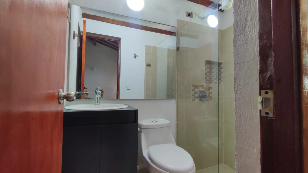Casa campestre en arriendo -Vía la ceja- La Unión 