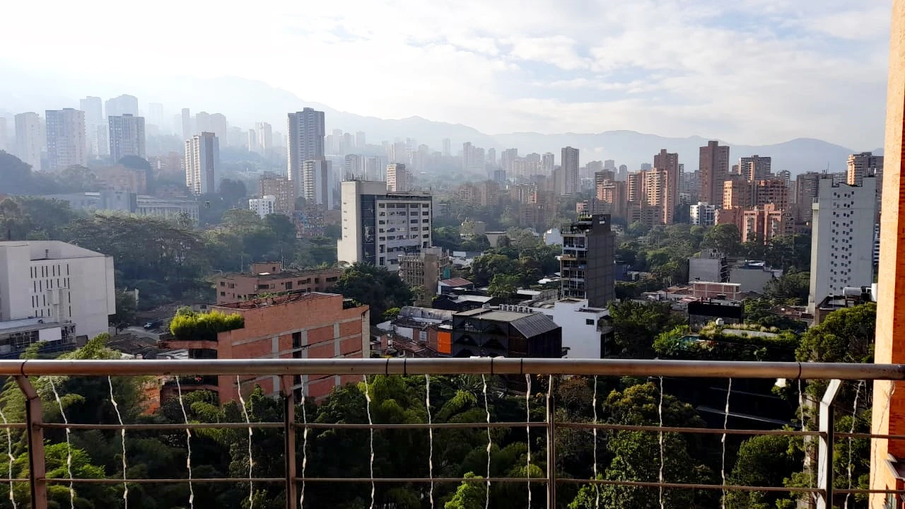 Apartamento amoblado sector de Lalinde