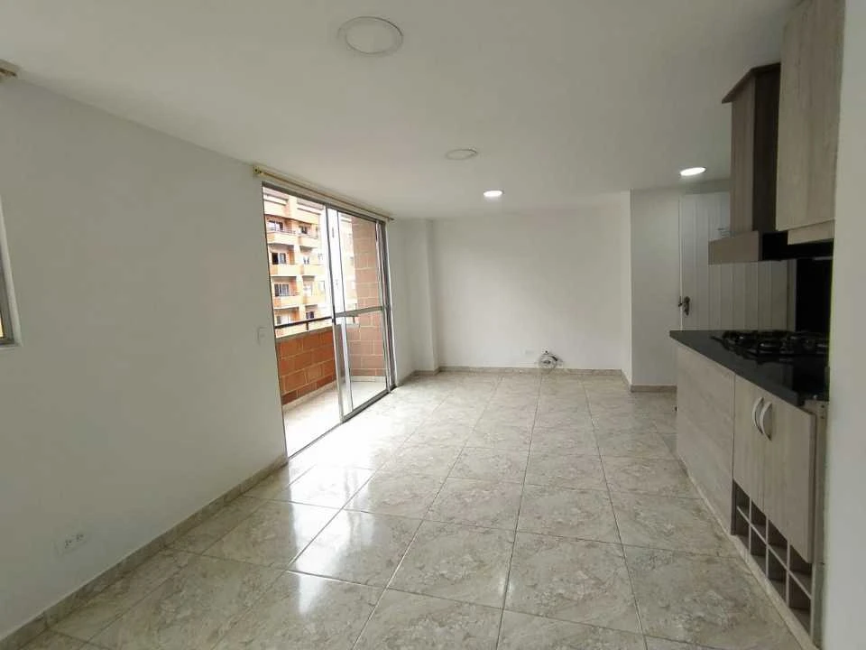 Se arrienda apartamento en sector via Machado