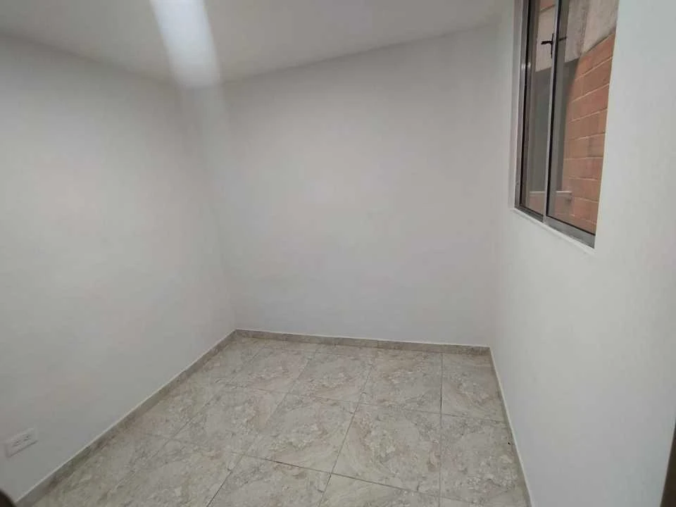 Se arrienda apartamento en sector via Machado