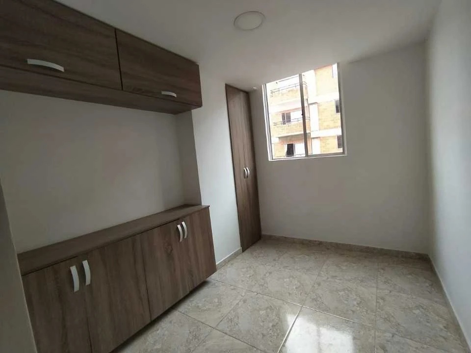 Se arrienda apartamento en sector via Machado