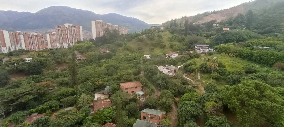 Se arrienda apartamento nuevo en sector madera via Machado
