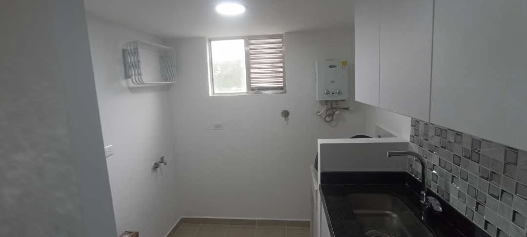 Se arrienda apartamento nuevo en sector madera via Machado