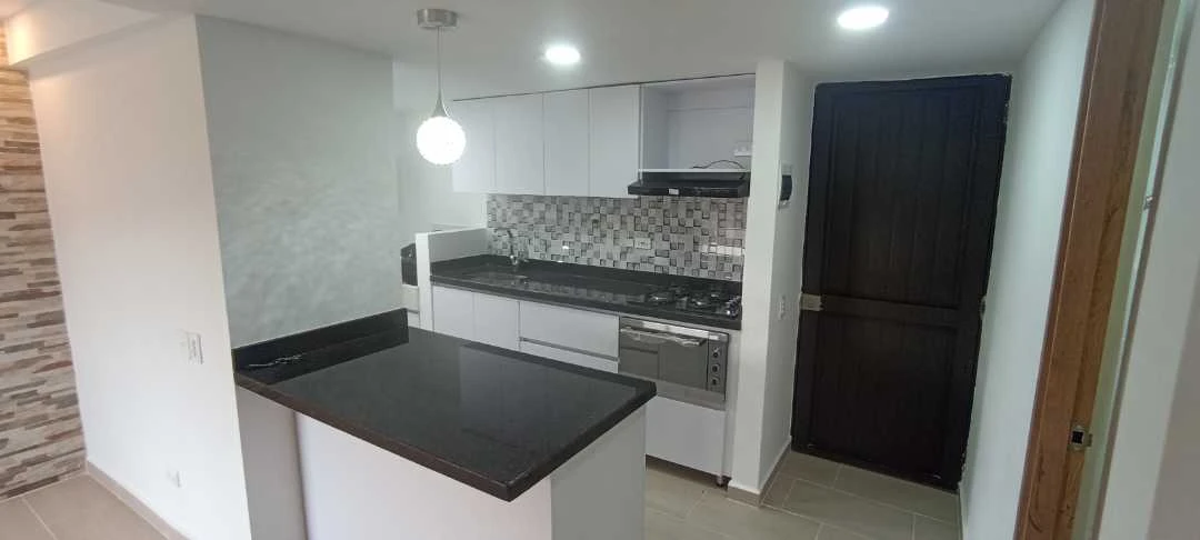 Se arrienda apartamento nuevo en sector madera via Machado