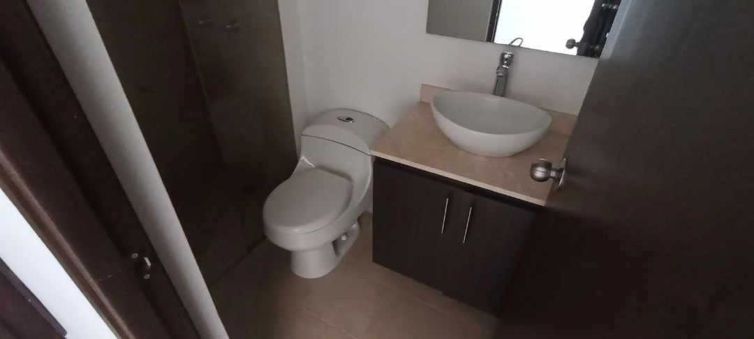 Se vende apartamento en la unidad curazao