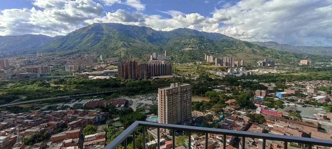 Se vende apartamento en la unidad curazao