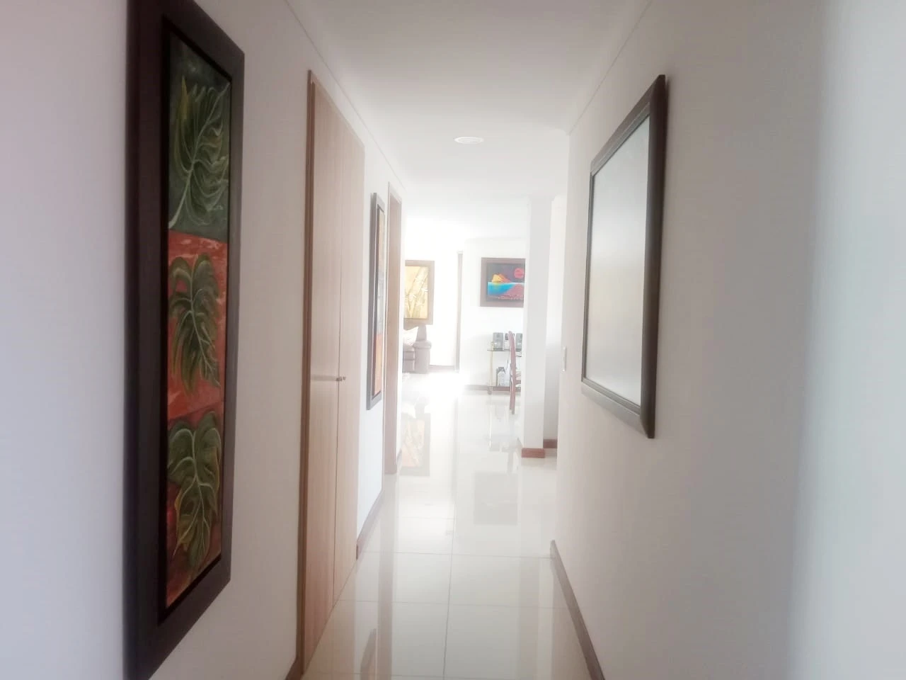 VENDO APARTAMENTO EN EL POBLADO SECTOR TRANSVERSAL INFERIOR