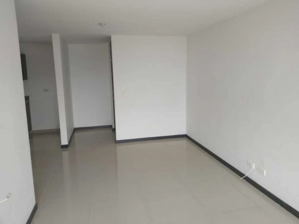 Se arrienda apartamento en sector niquia parte baja