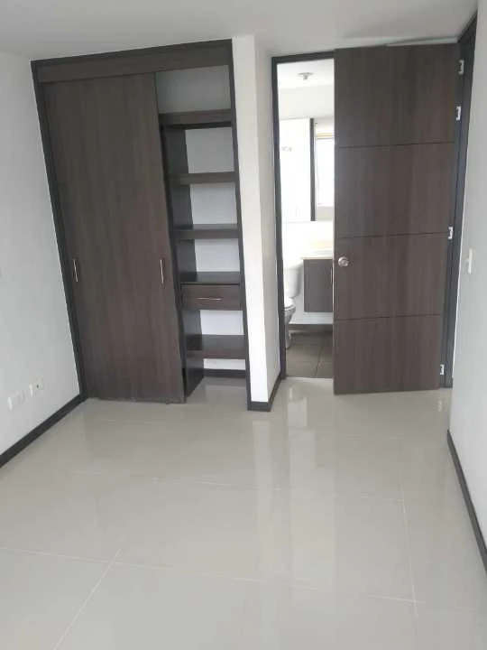 Se arrienda apartamento en sector niquia parte baja