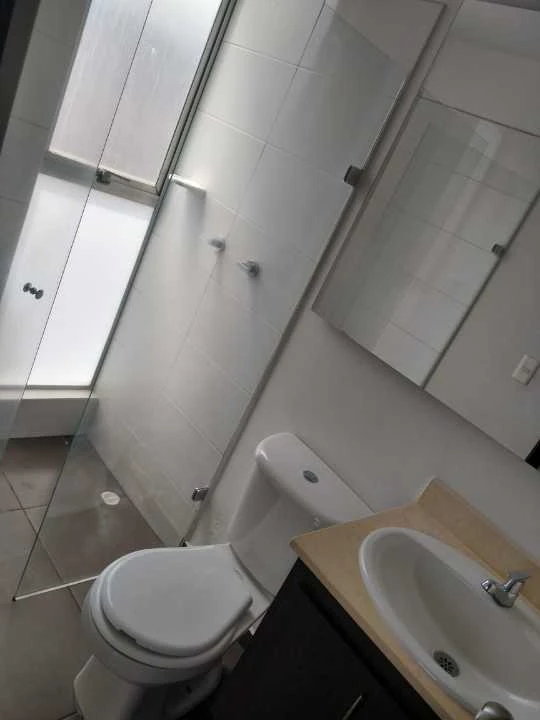 Se arrienda apartamento en sector niquia parte baja