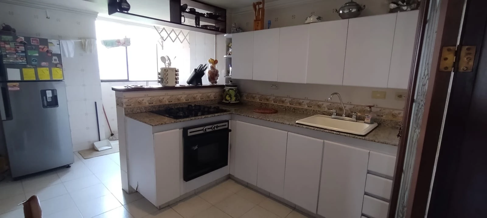 Apartamento Amoblado en Arriendo sector La Aguacatala Medellín