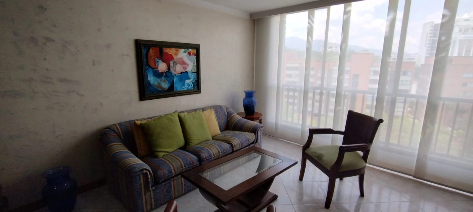 Apartamento Amoblado en Arriendo sector La Aguacatala Medellín