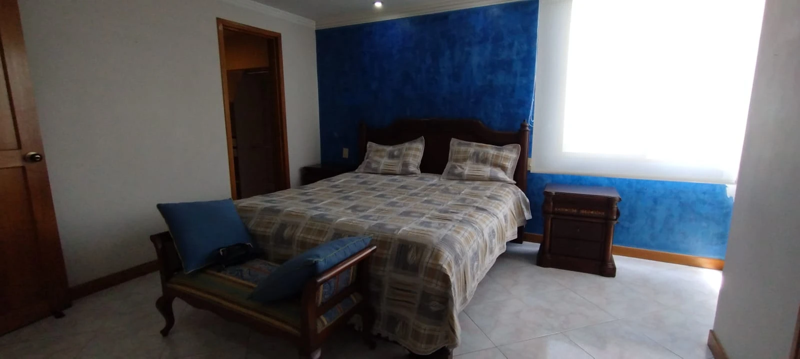 Apartamento Amoblado en Arriendo sector La Aguacatala Medellín