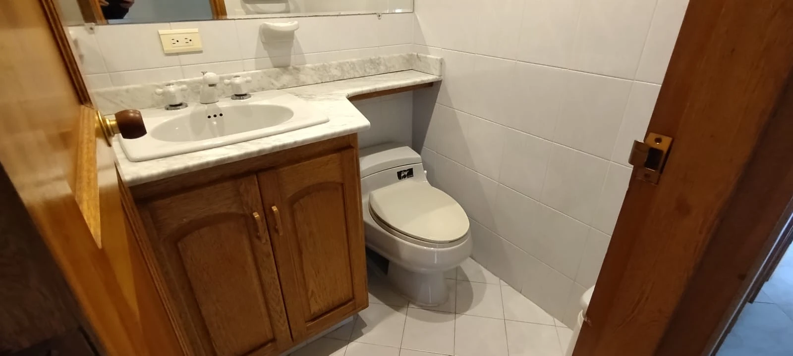 Apartamento Amoblado en Arriendo sector La Aguacatala Medellín