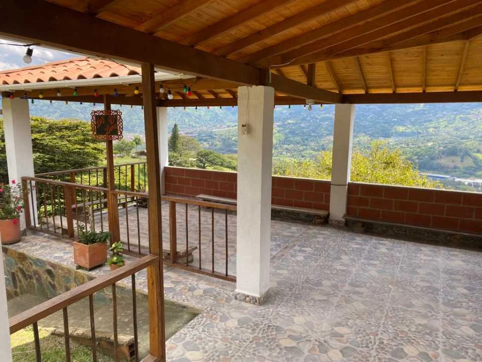 Se Arrienda finca en sector girardota a 5 minutos de la via principal