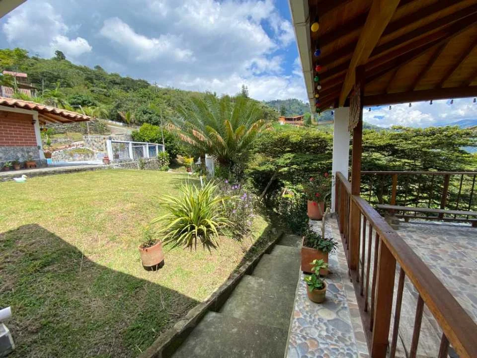 Se Arrienda finca en sector girardota a 5 minutos de la via principal