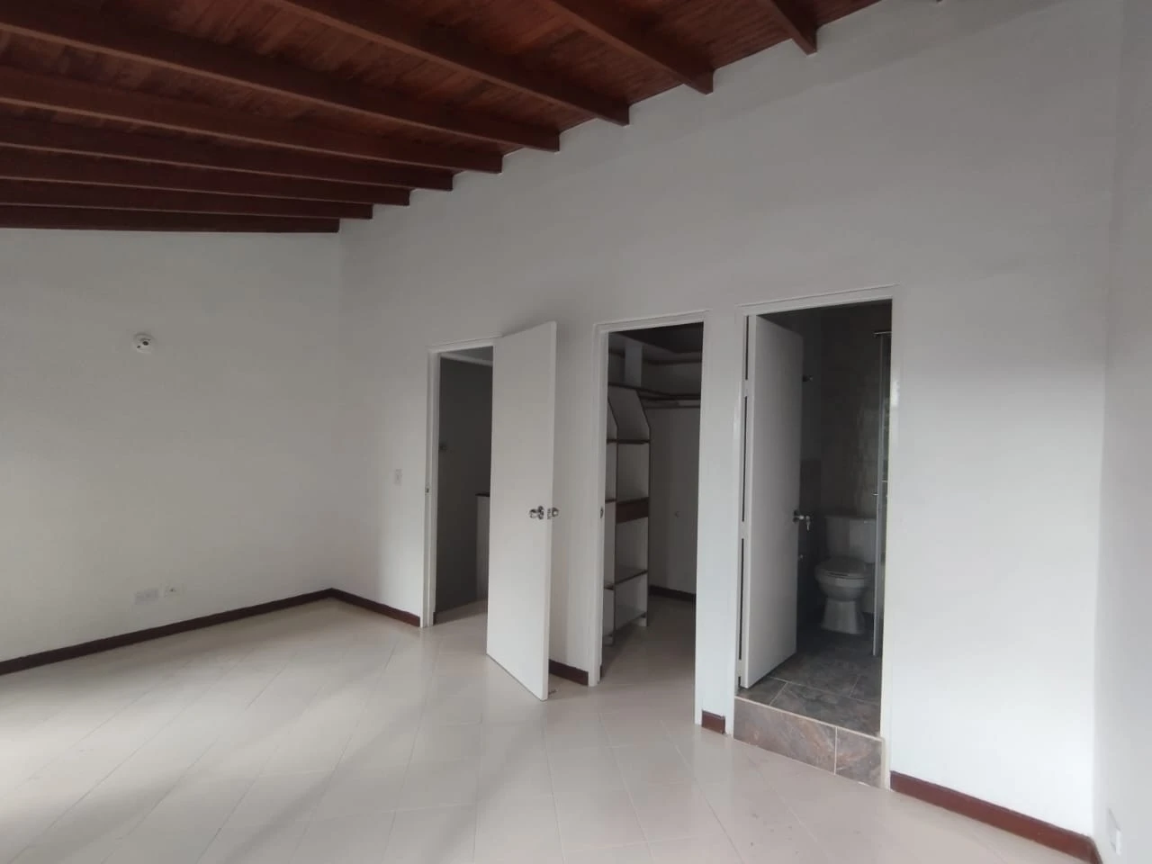 Apartamento En Arriendo Sector Loma del Indio