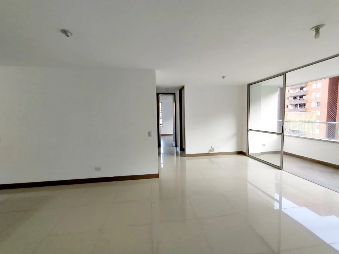 Apartamento en arriendo sector Señorial