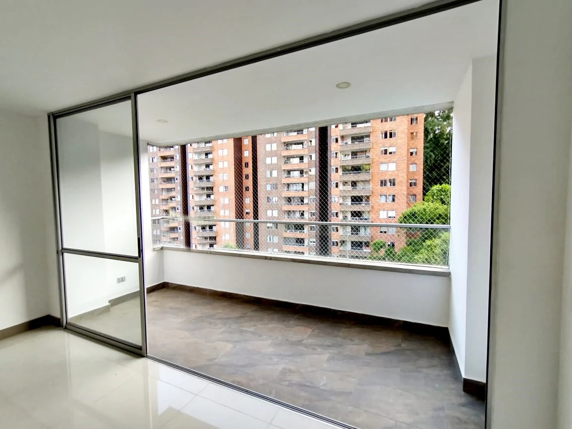 Apartamento en arriendo sector Señorial
