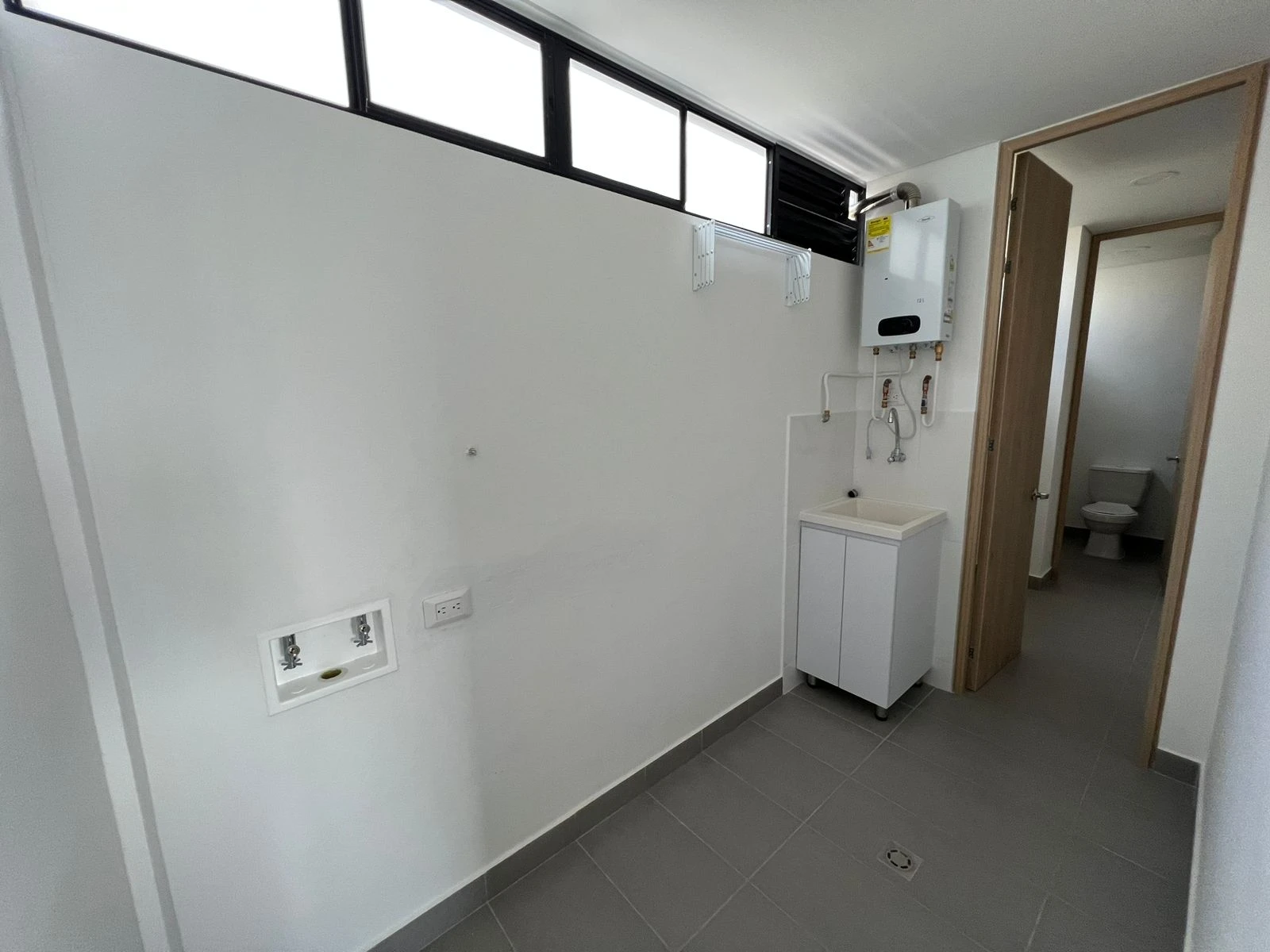 ARRIENDO APARTAMENTO EN EL POBLADO